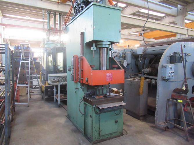 GIGANT GTP 40/2EE